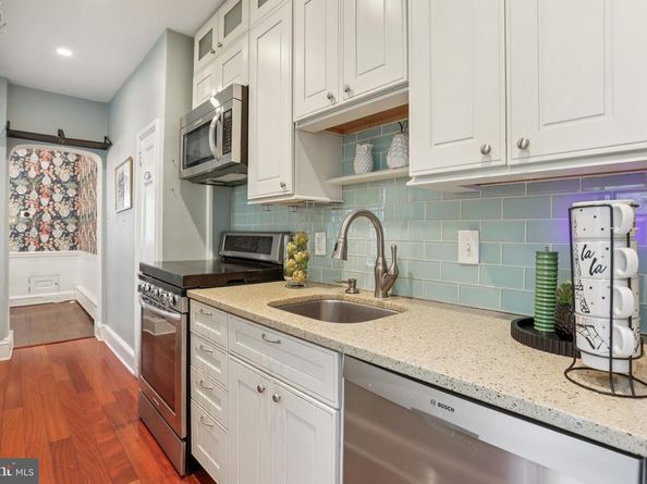 323 S Camac Street, Philadelphia PA 19107