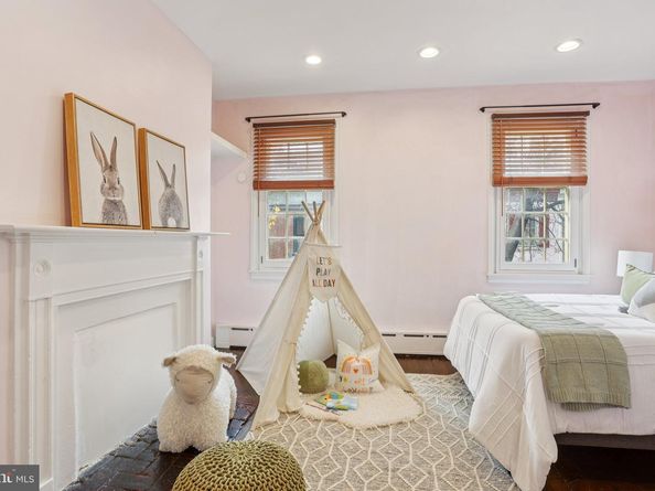 323 S Camac Street, Philadelphia PA 19107