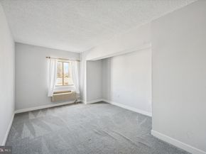 200 Lombard Street 739, Philadelphia PA 19147