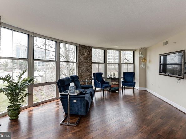 11800 Sunset Hills Road 314, Reston VA 20190