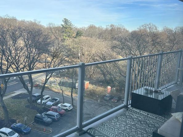 3900 Ford Road 6B, Philadelphia PA 19131