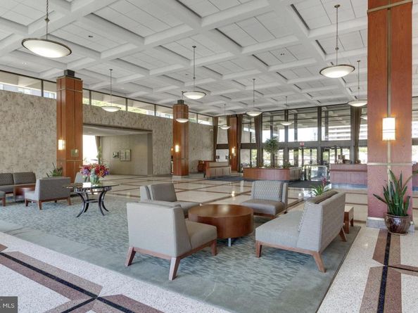 5501 Seminary Road 913S, Falls Church VA 22041