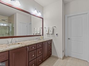 26 Hillyer Lane, Newtown PA 18940