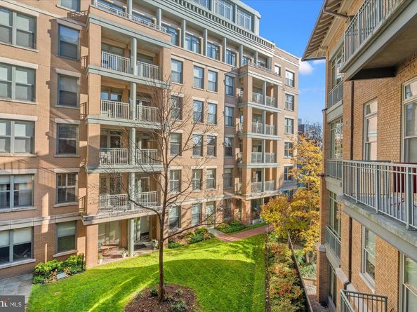 2425 L Street NW 324, Washington DC 20037