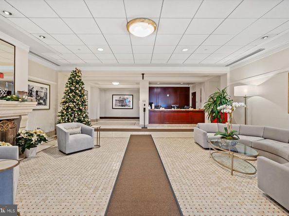 2425 L Street NW 324, Washington DC 20037