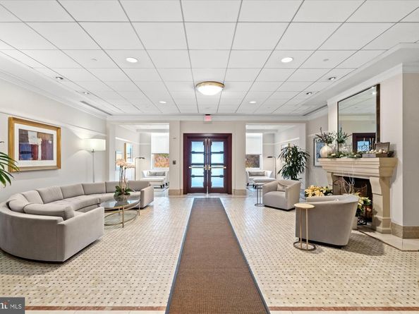 2425 L Street NW 324, Washington DC 20037