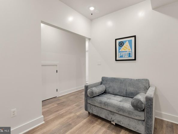 81 U Street NW A, Washington DC 20001