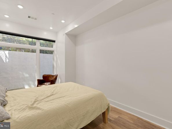 81 U Street NW A, Washington DC 20001