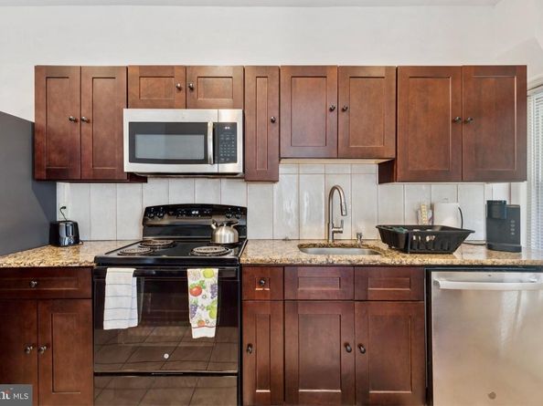 1822 S 56TH Street, Philadelphia PA 19143