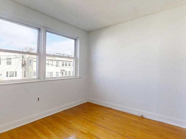 627 Princeton Place NW, Washington DC 20010