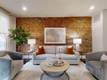 627 Princeton Place NW