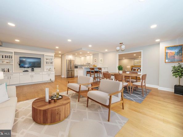 1919 Chestnut Street 52324, Philadelphia PA 19103