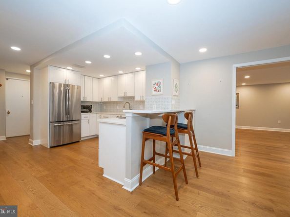 1919 Chestnut Street 52324, Philadelphia PA 19103