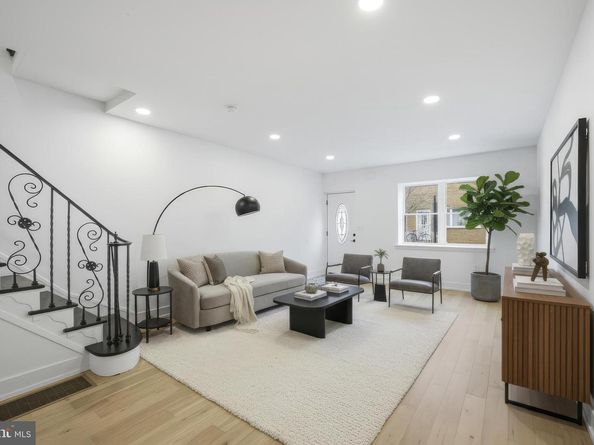 1022 Mckean Street, Philadelphia PA 19148