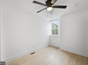 1022 Mckean Street, Philadelphia PA 19148