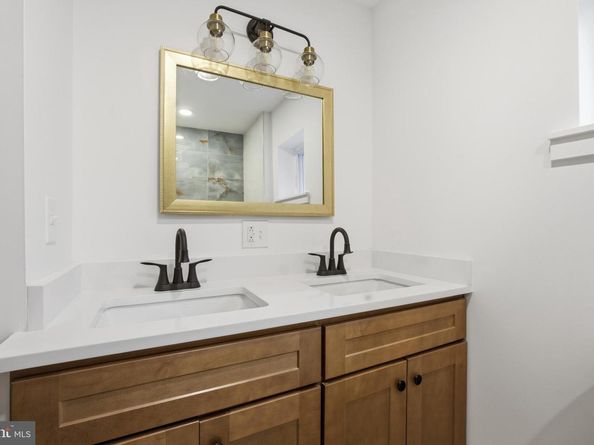 1022 Mckean Street, Philadelphia PA 19148