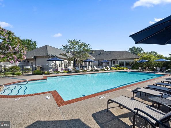 6205 Parkview Drive, Haverford PA 19041