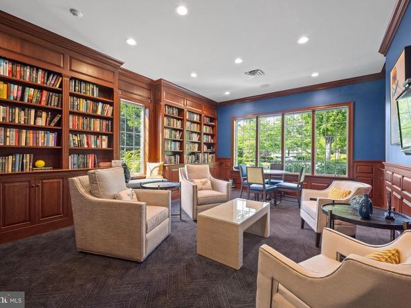 6205 Parkview Drive, Haverford PA 19041