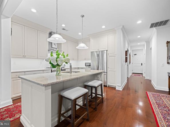 6205 Parkview Drive, Haverford PA 19041