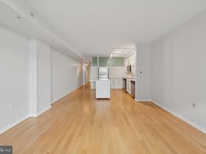 437 New York Avenue NW 422, Washington DC 20001