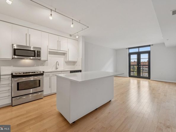 437 New York Avenue NW 422, Washington DC 20001