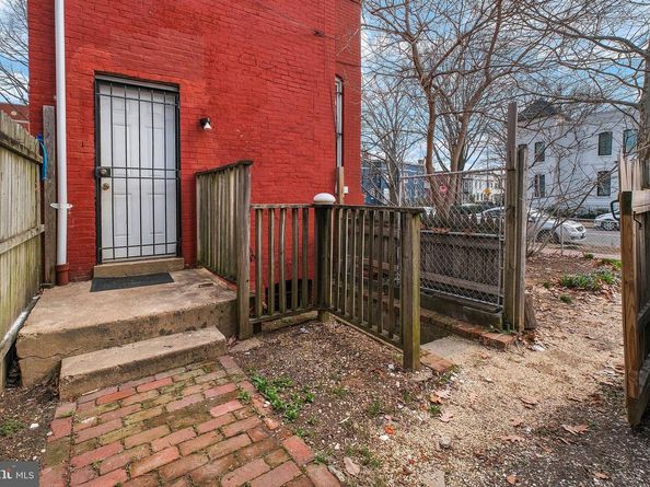 300 P Street NW, Washington DC 20001