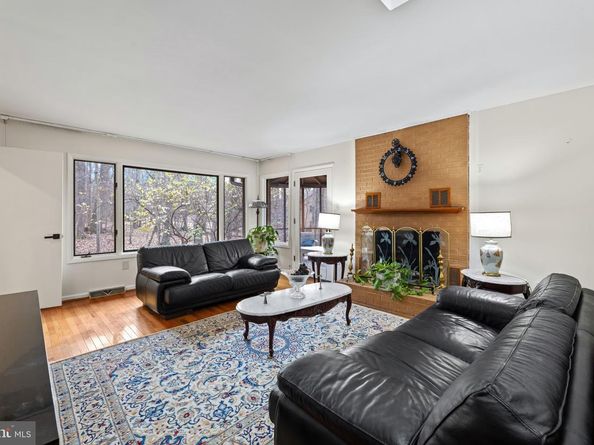 2026 Hunter Mill Road, Vienna VA 22181