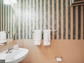 431 Stanton Place, Alexandria VA 22304