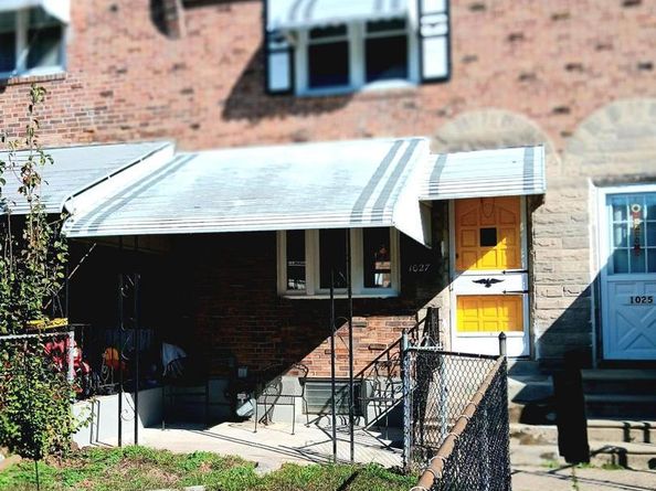 1027 Windsor Road, Collingdale PA 19023