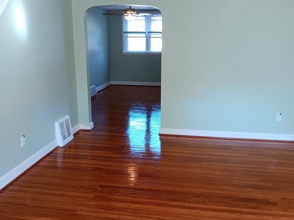 1027 Windsor Road, Collingdale PA 19023