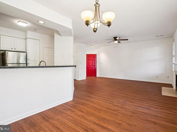 1314 Garden Wall Circle C, Reston VA 20194