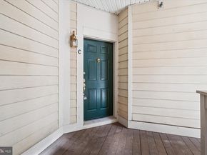 1314 Garden Wall Circle C, Reston VA 20194