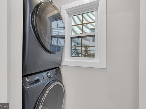 5105 11TH Street S, Arlington VA 22204