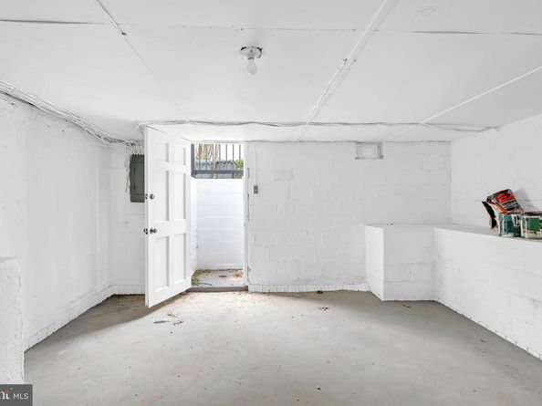 5105 11TH Street S, Arlington VA 22204