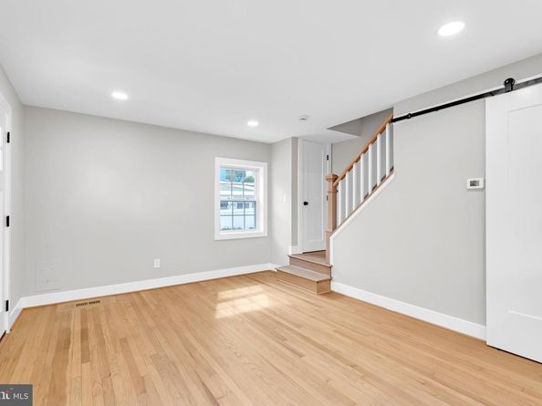 5105 11TH Street S, Arlington VA 22204