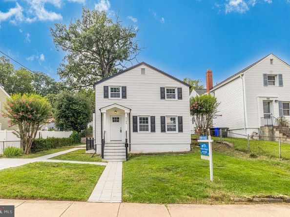 5105 11TH Street S, Arlington VA 22204