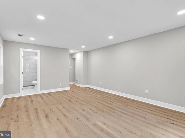 5105 11TH Street S, Arlington VA 22204