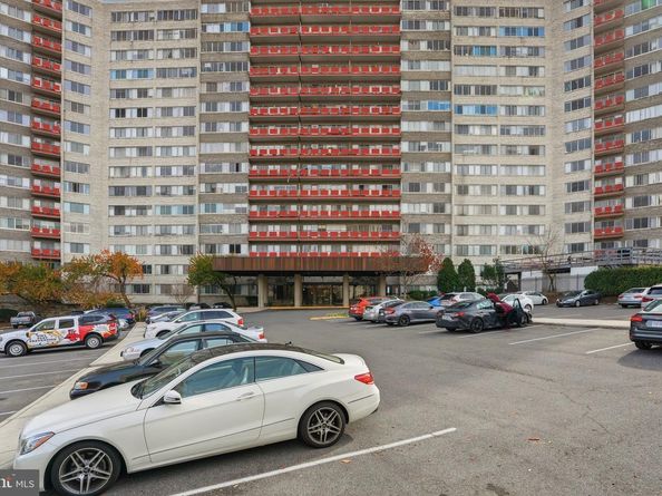 5340 Holmes Run Parkway 419, Alexandria VA 22304