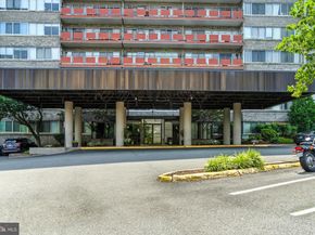 5340 Holmes Run Parkway 419, Alexandria VA 22304