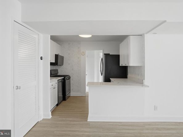 5340 Holmes Run Parkway 419, Alexandria VA 22304