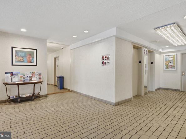 5340 Holmes Run Parkway 419, Alexandria VA 22304