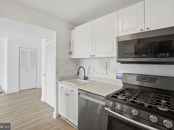 5340 Holmes Run Parkway 419, Alexandria VA 22304