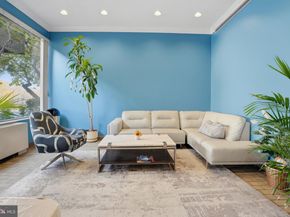 5340 Holmes Run Parkway 419, Alexandria VA 22304