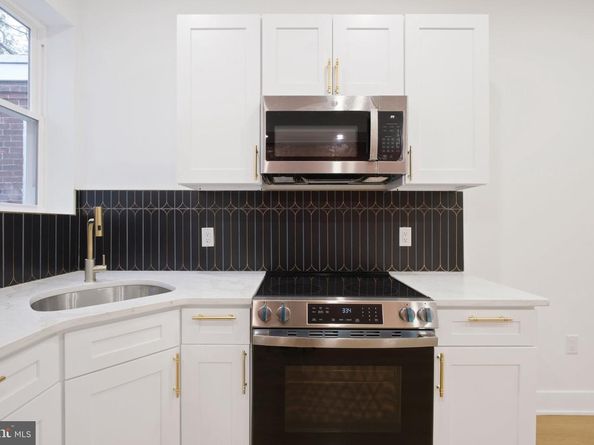 1325 Kerbaugh Street, Philadelphia PA 19140