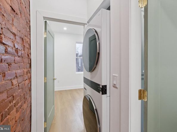 1325 Kerbaugh Street, Philadelphia PA 19140