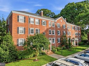 4860 28TH Street S C2, Arlington VA 22206