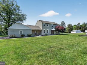 113 Glenwood Drive, Washington Crossing PA 18977