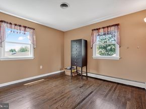 113 Glenwood Drive, Washington Crossing PA 18977