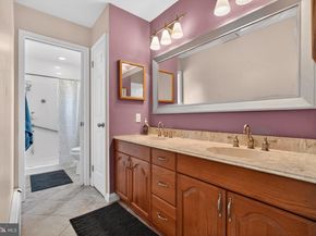 113 Glenwood Drive, Washington Crossing PA 18977