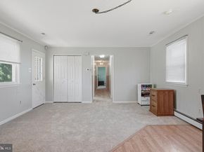 113 Glenwood Drive, Washington Crossing PA 18977
